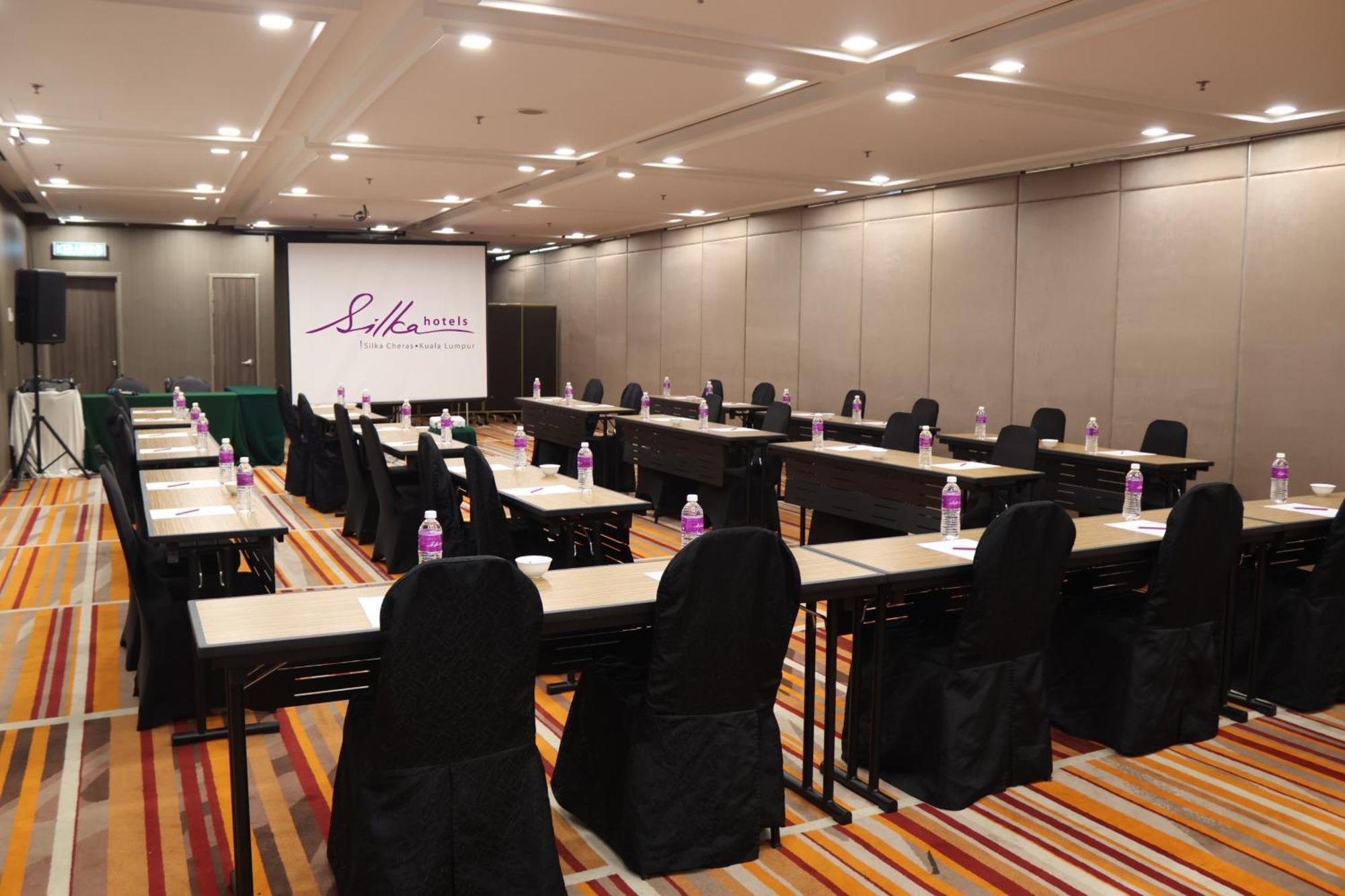 Silka Cheras Kuala Lumpur Buitenkant foto